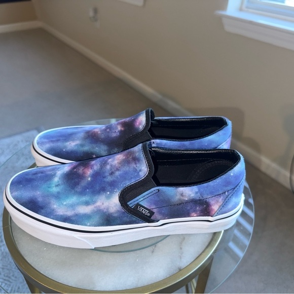Vans Galaxy Slip-On Sneakers – Men’s 8 / Women’s 9.5 – New Without Tag - Picture 7 of 8